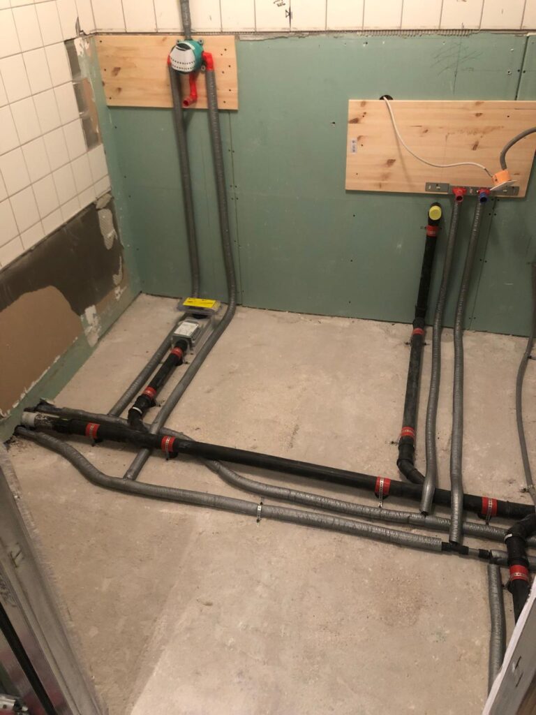 0bfaa7e5 4306 4466 bf71 e5495af886f3