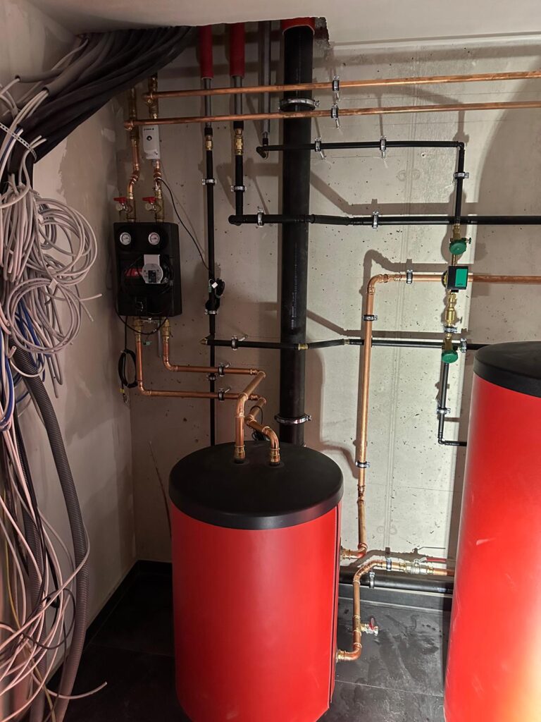 ITB Heizung: moderne Heizungs Installation