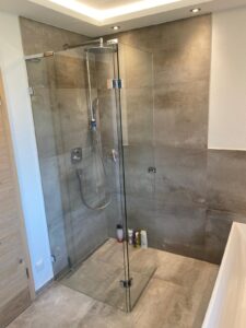 Dusche mit hochwertiger Ausstattung – ITB Installation