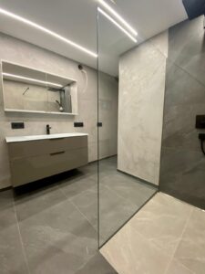 Komplettes Bad renoviert und installiert – ITB