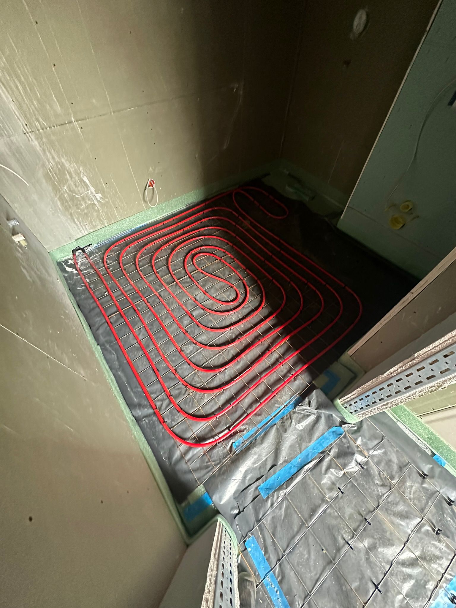 Heizung 0449b781 bc74 4c46 bba2 834103dd5ce3